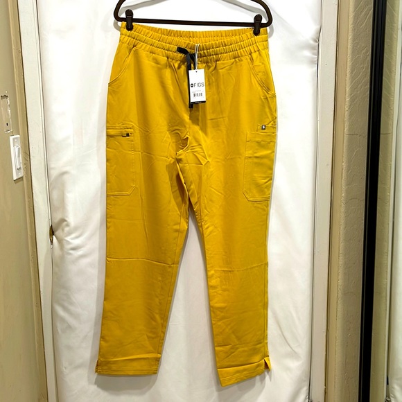 FIGS Yola High-Waisted Scrub Pant in Gold. Color & Style No Longer Available. - Picture 1 of 5